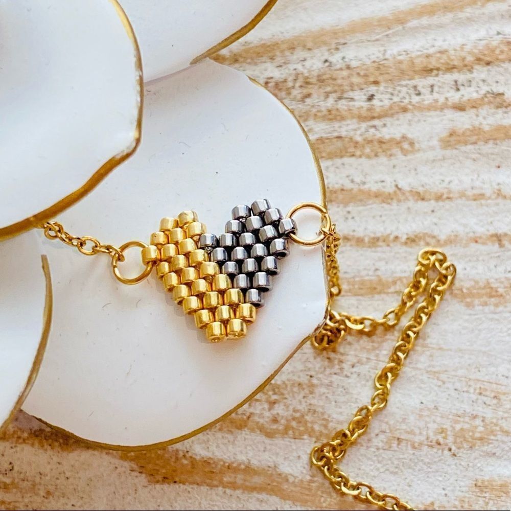 Hand Beaded Gold & Silver Seed Bead Heart Necklace NWT